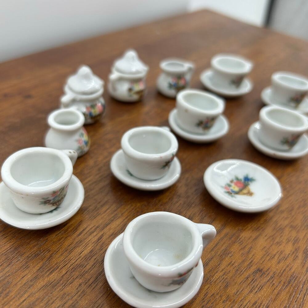 Miniature Ceramic Tea Set - Picture 3 of 5